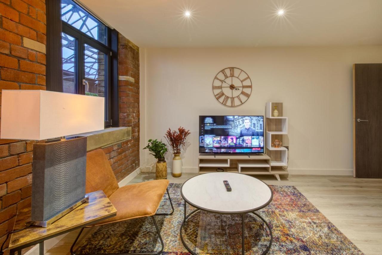 Stylish 'New York Loft' Style Apartment In The Heart Of Bd1 Bradford (West Yorkshire)