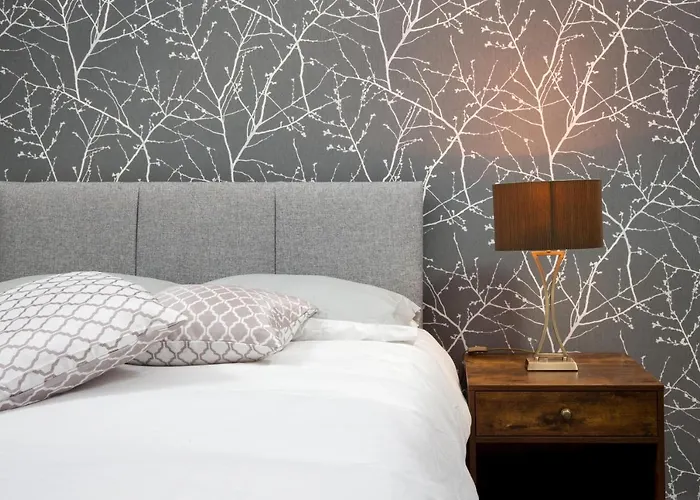 Stylish \'New York Loft\' Style Apartment In The Heart Of Bd1