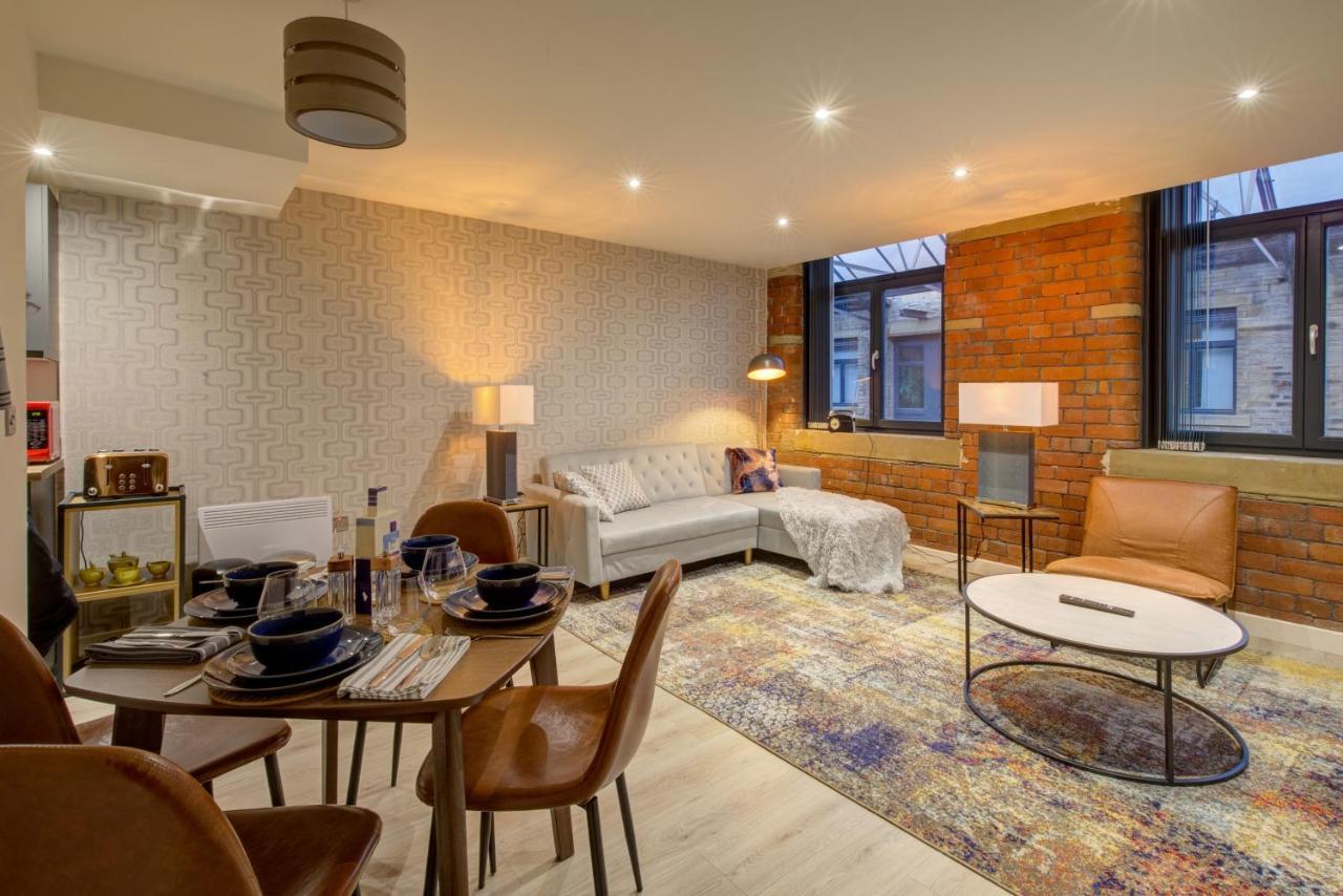 Stylish 'New York Loft' Style Apartment In The Heart Of Bd1 * Bradford (West Yorkshire)